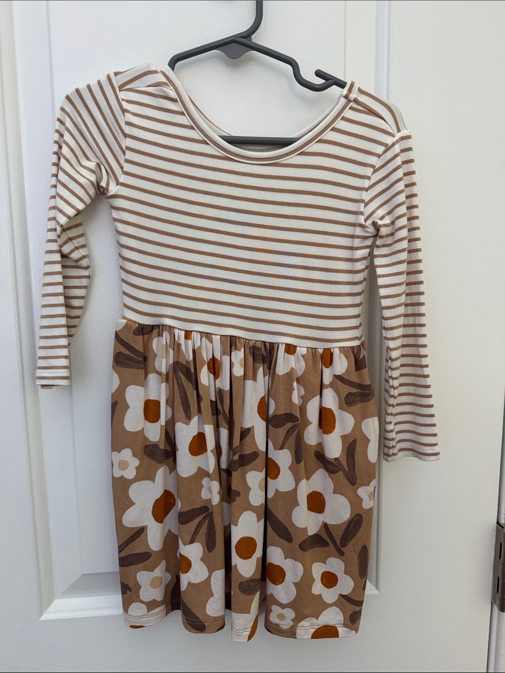 Little Sleepies Ditzy Daisy Beige & White Striped Floral Long-Sleeve Dress 2T